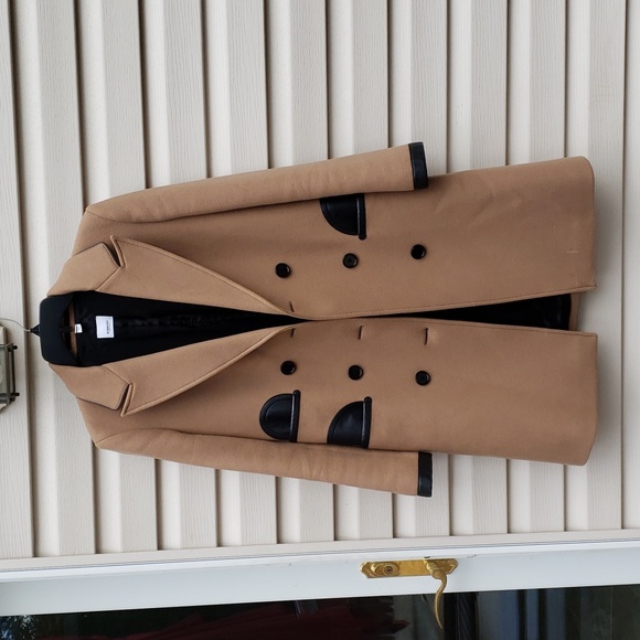 BURBERRY LAMBSKIN TRIM WOOL CASHMERE BLEND TAILORED TRENCH COAT IN CAMEL - Picture 8 of 14